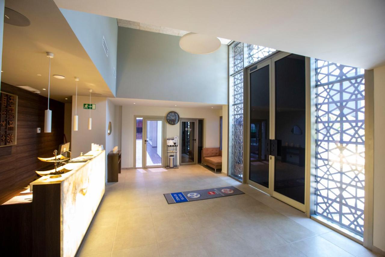 Panafrica Hotel Boutique & Spa Bata Esterno foto